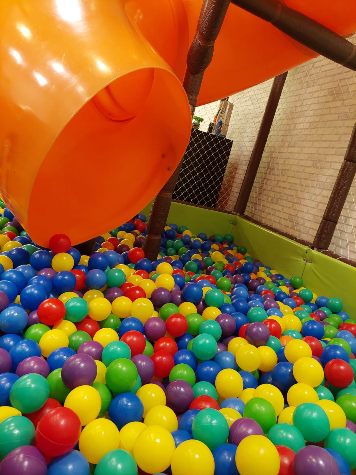 Planeta Imaginário Del Rey - Festa Infantil, Buffet, Recreação para Crianças - Piscina de Bolinhas